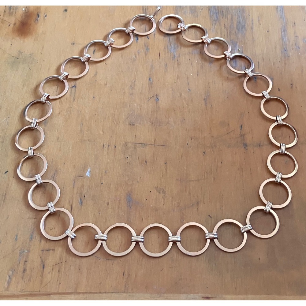 Chain Link Belt Womens Gold Tone Circular Ring Hook Closure